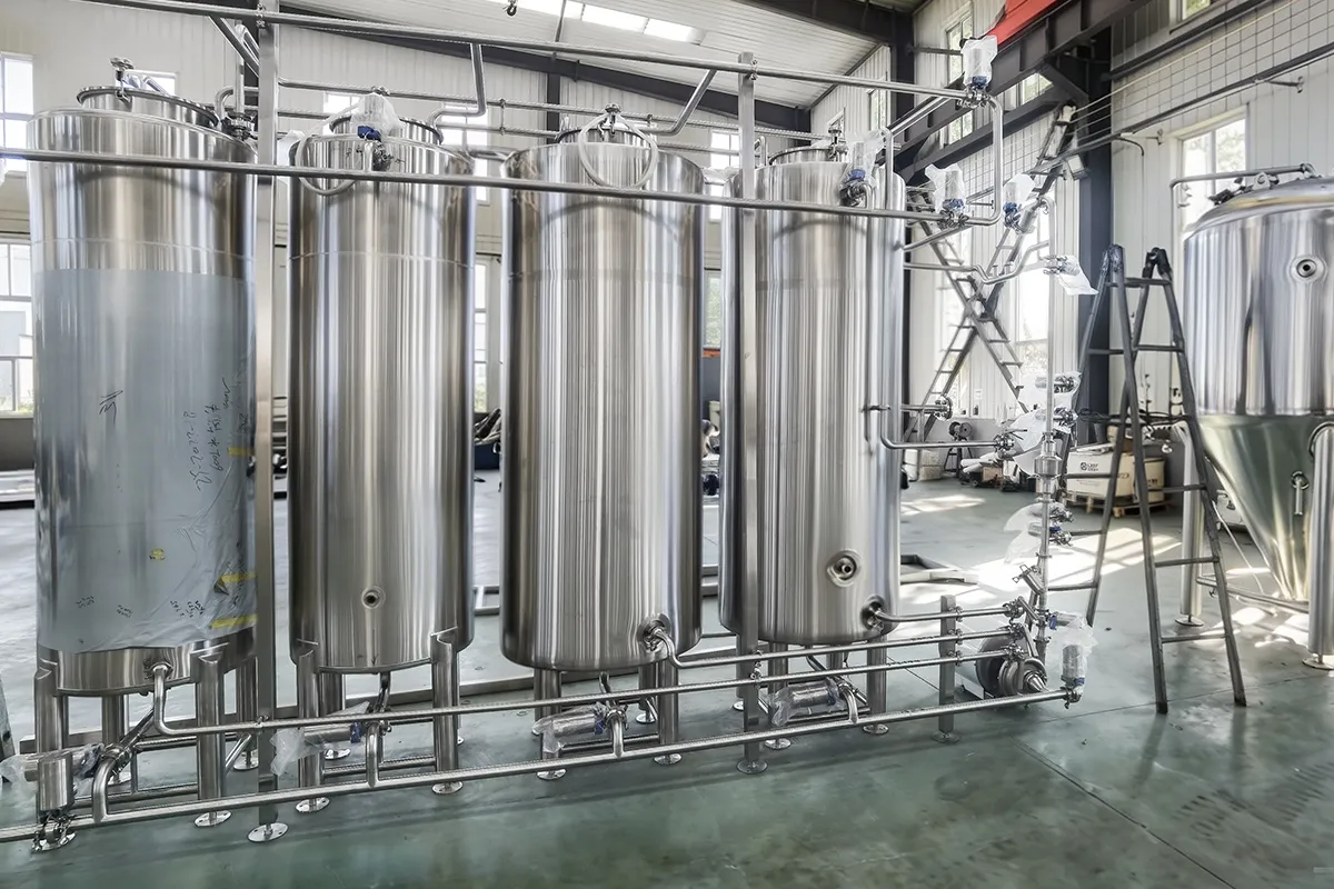 Custom Automatic 500L 1000L 3 Vessels CIP Cleaning System for Breweries