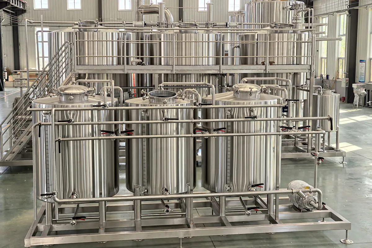 500L 1000L 3 Vessels CIP System Installed in Small Craft Brewery