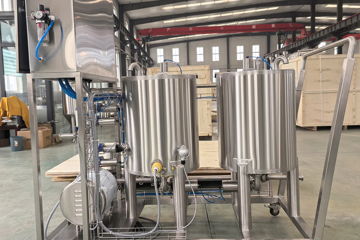 50L 100L 200L Mobile CIP Cart in Operation at Micro Brewery