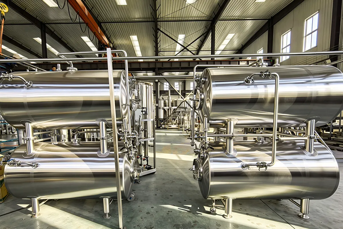 Food Grade Horizontal Lagering Tanks for Lager Beer Brewing