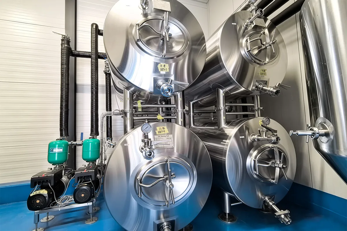 Insulated Horizontal Lagering Tanks for Lager Beer